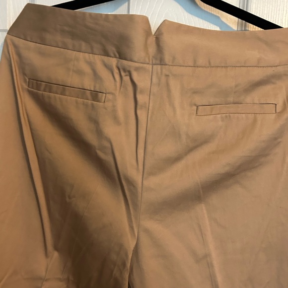 Attention modern fit khaki capris - Picture 10 of 12